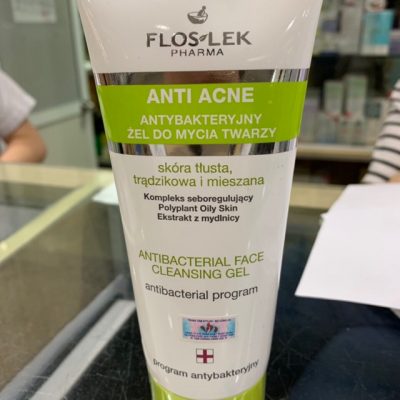 Sửa Rửa Mặt Diệt Khuẩn Ngừa Mụn Floslek Antibacterial Face Cleansing Gel 200ml